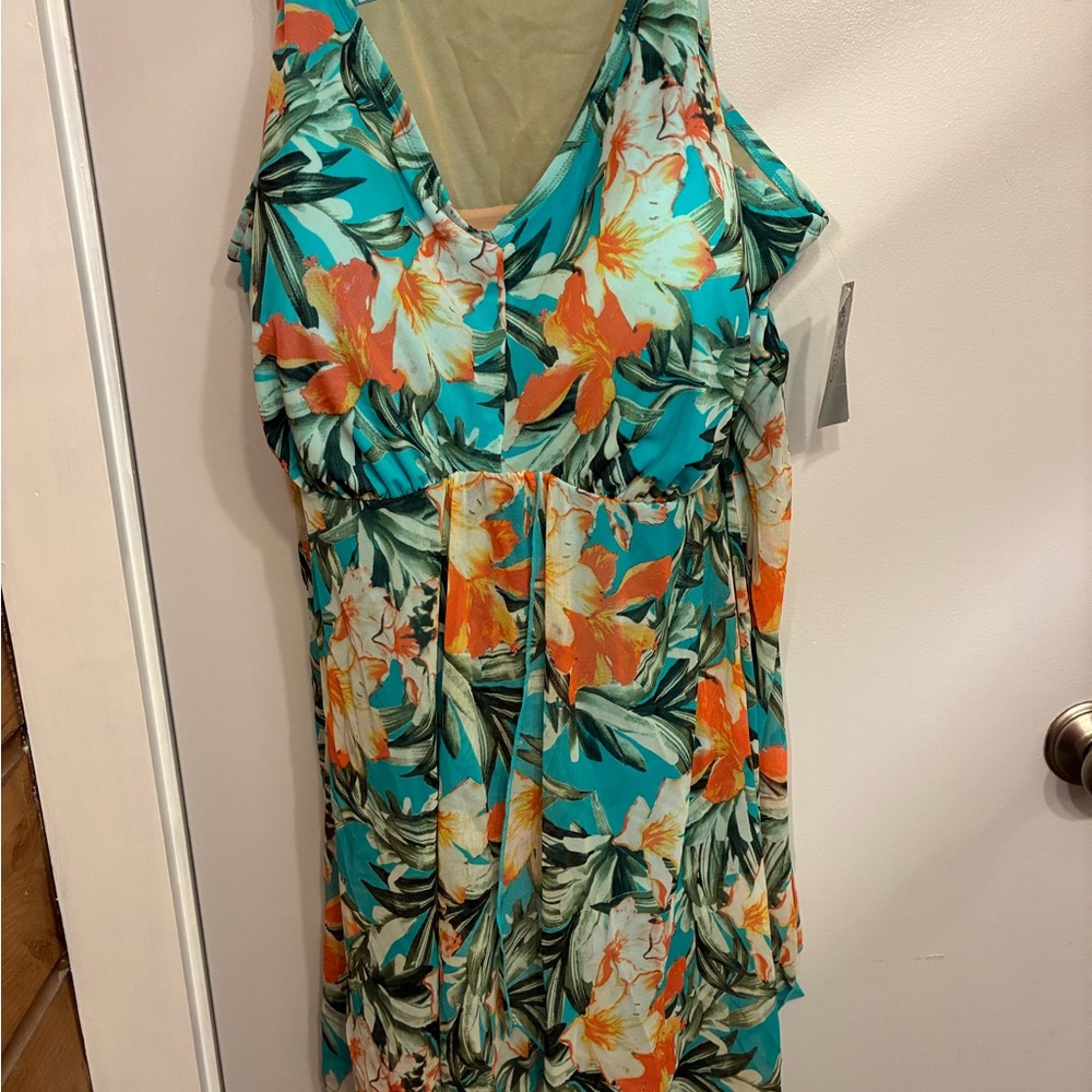 Women’s 32W Floral Sleeveless Swimsuit